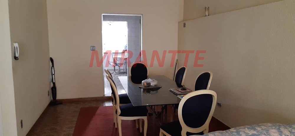 Casa terrea de 216m² com 3 quartos em Barro Branco (Zona Norte)