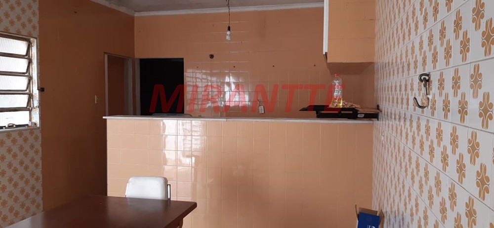 Casa terrea de 216m² com 3 quartos em Barro Branco (Zona Norte)