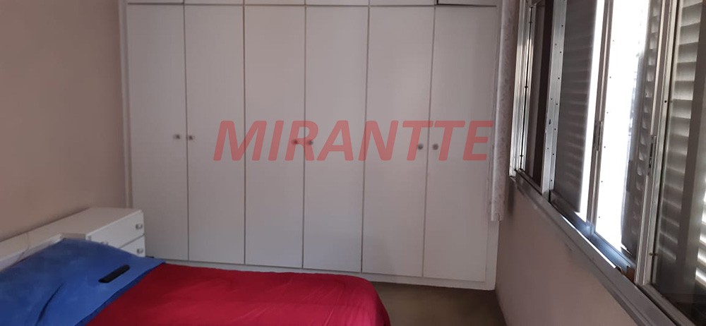 Casa terrea de 216m² com 3 quartos em Barro Branco (Zona Norte)