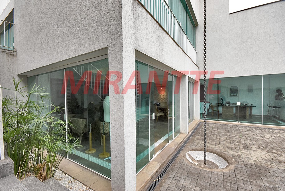 Sobrado de 356m² com 3 quartos em Planalto Paulista