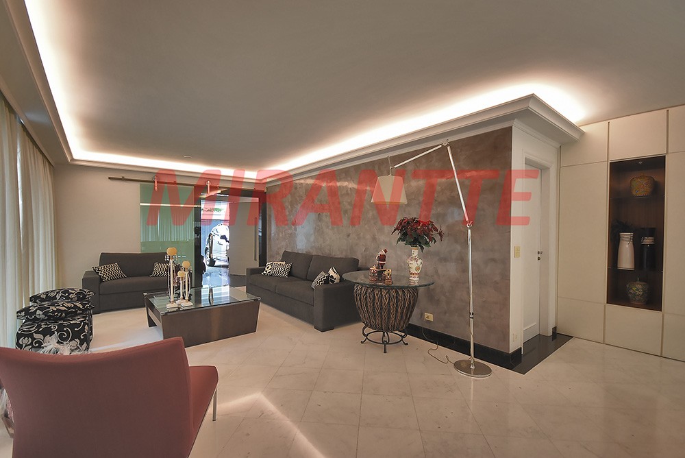 Sobrado de 356m² com 3 quartos em Planalto Paulista