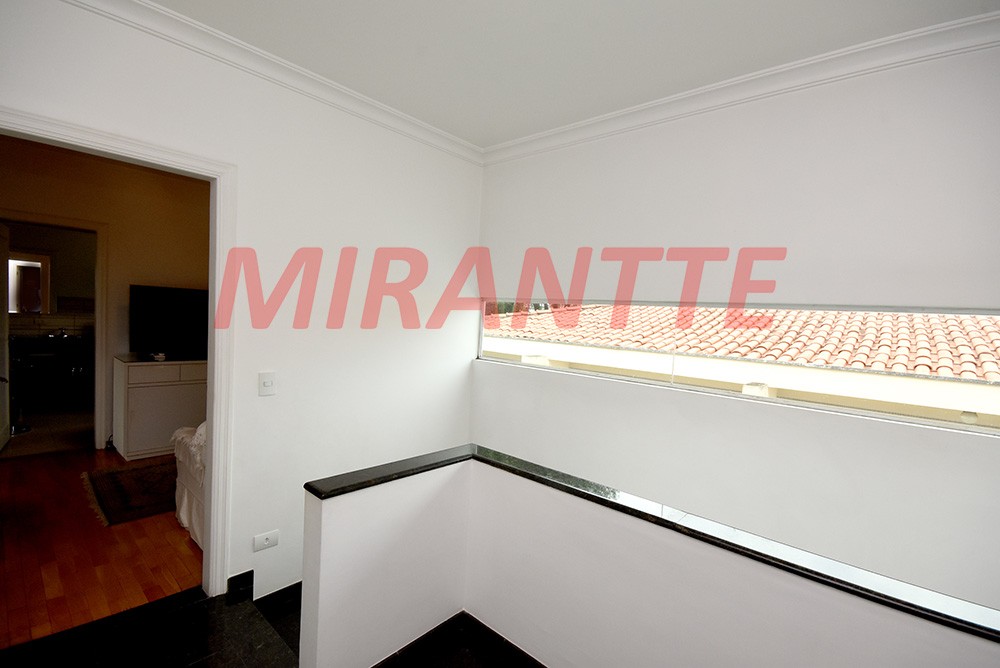 Sobrado de 356m² com 3 quartos em Planalto Paulista