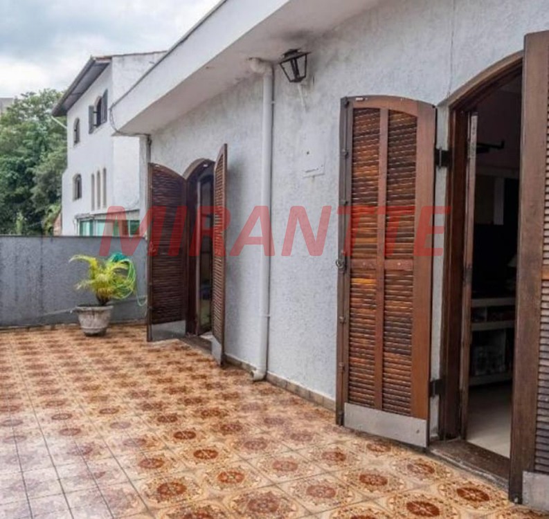 Sobrado de 232m² com 5 quartos em Mandaqui