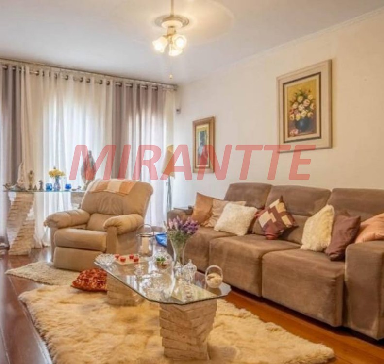 Sobrado de 232m² com 5 quartos em Mandaqui