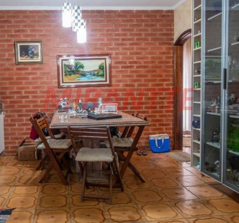 Sobrado de 232m² com 5 quartos em Mandaqui