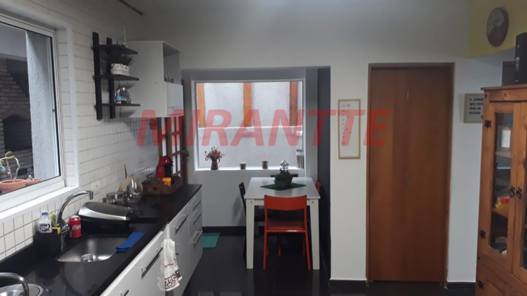 Sobrado de 149m² com 3 quartos em Limão