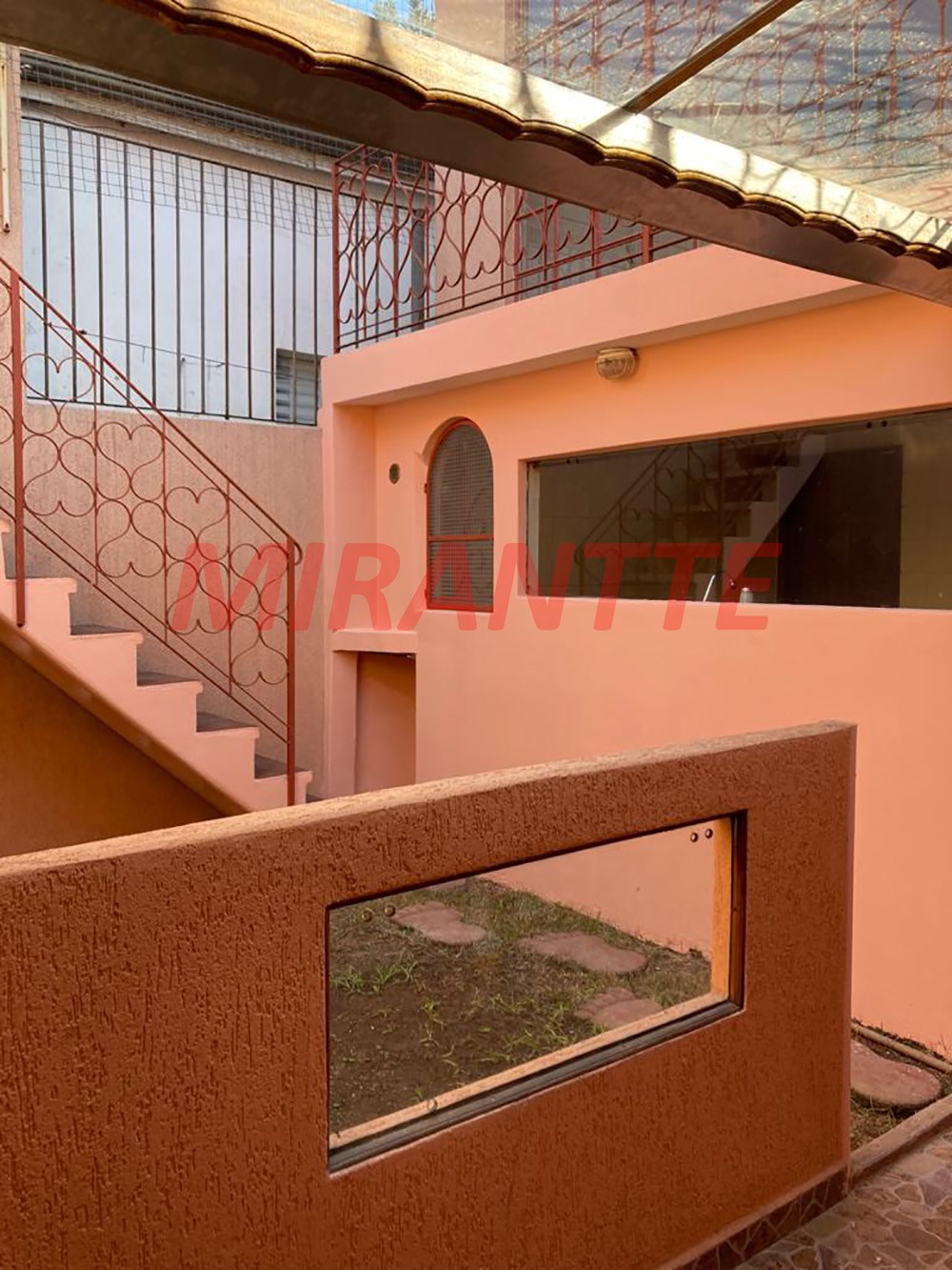 Sobrado de 150m² com 3 quartos em Tremembe
