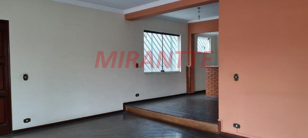Sobrado de 248m² com 4 quartos em Casa Verde