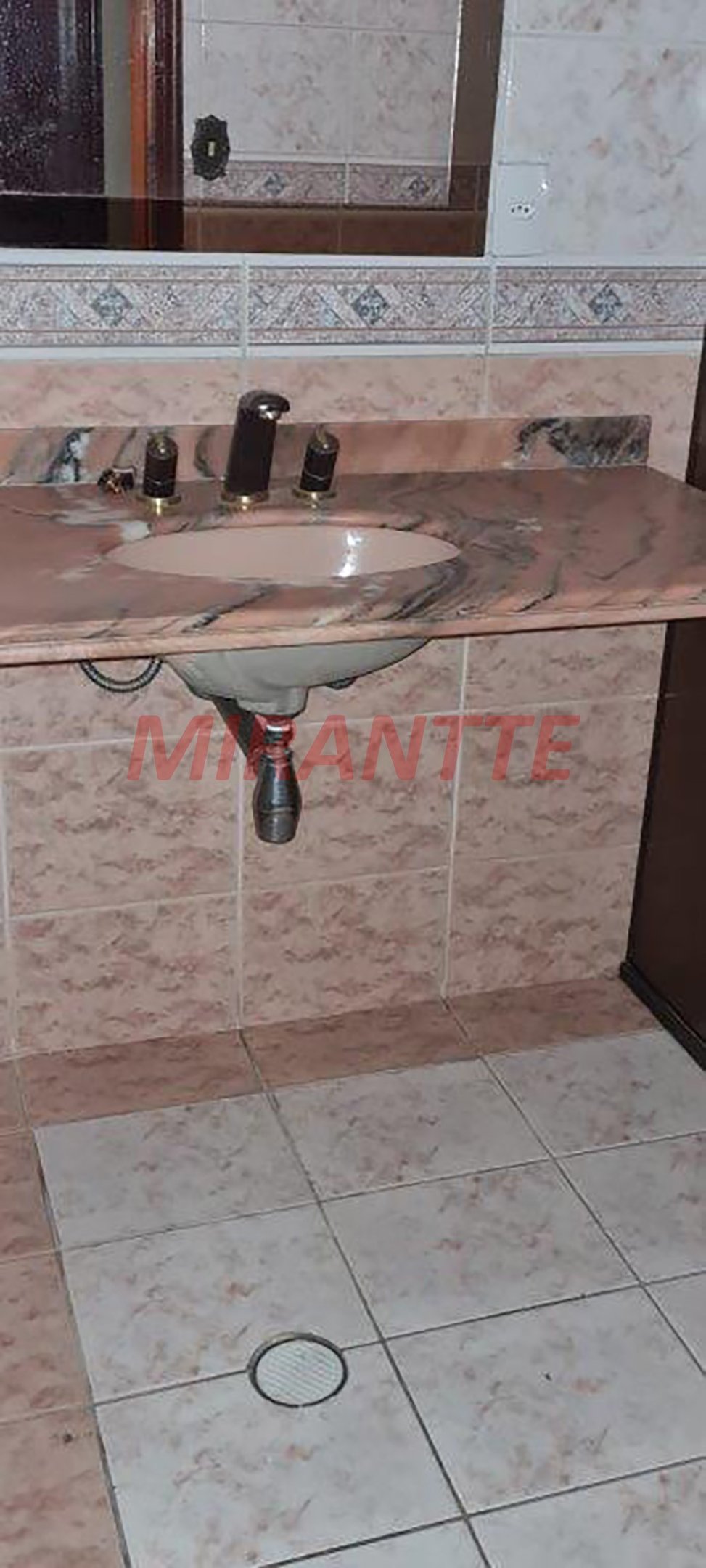 Sobrado de 248m² com 4 quartos em Casa Verde