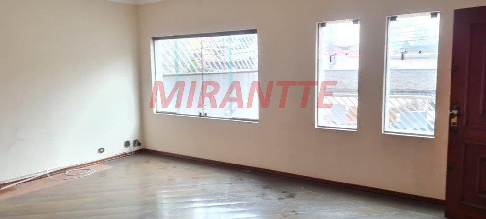 Sobrado de 248m² com 4 quartos em Casa Verde