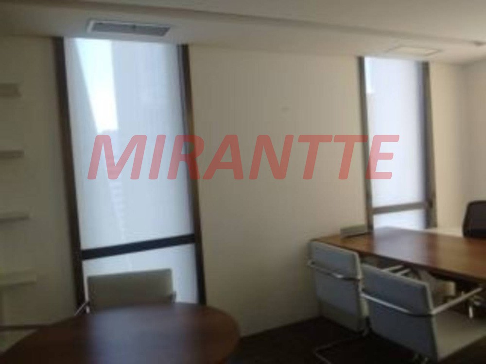 Comercial de 1000m² em Bela Vista