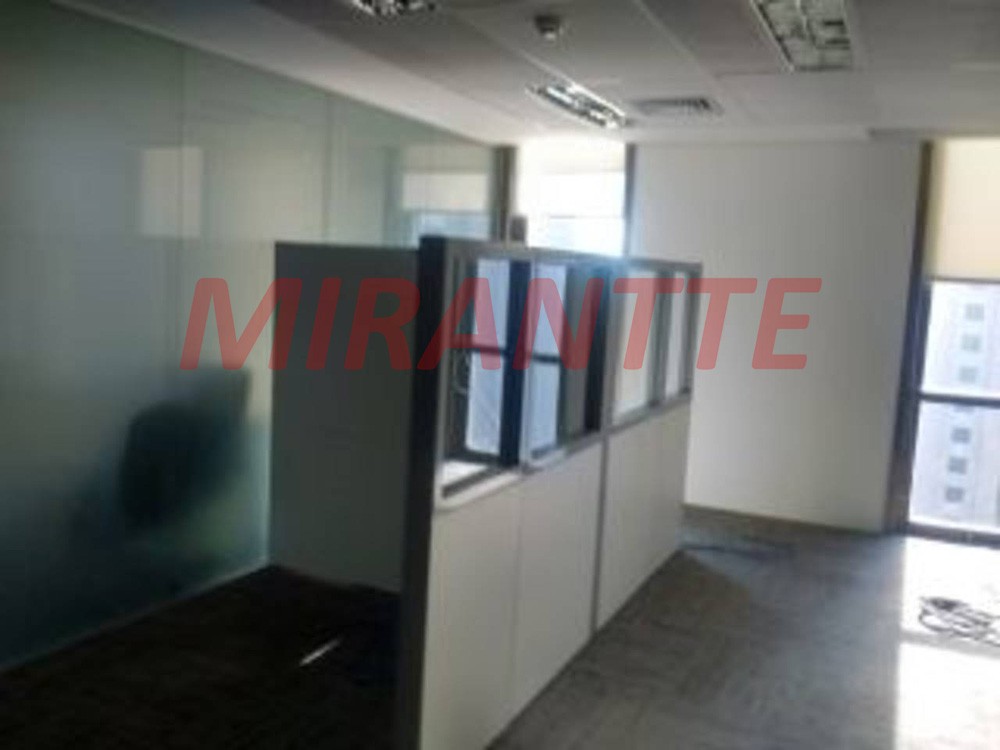 Comercial de 1000m² em Bela Vista