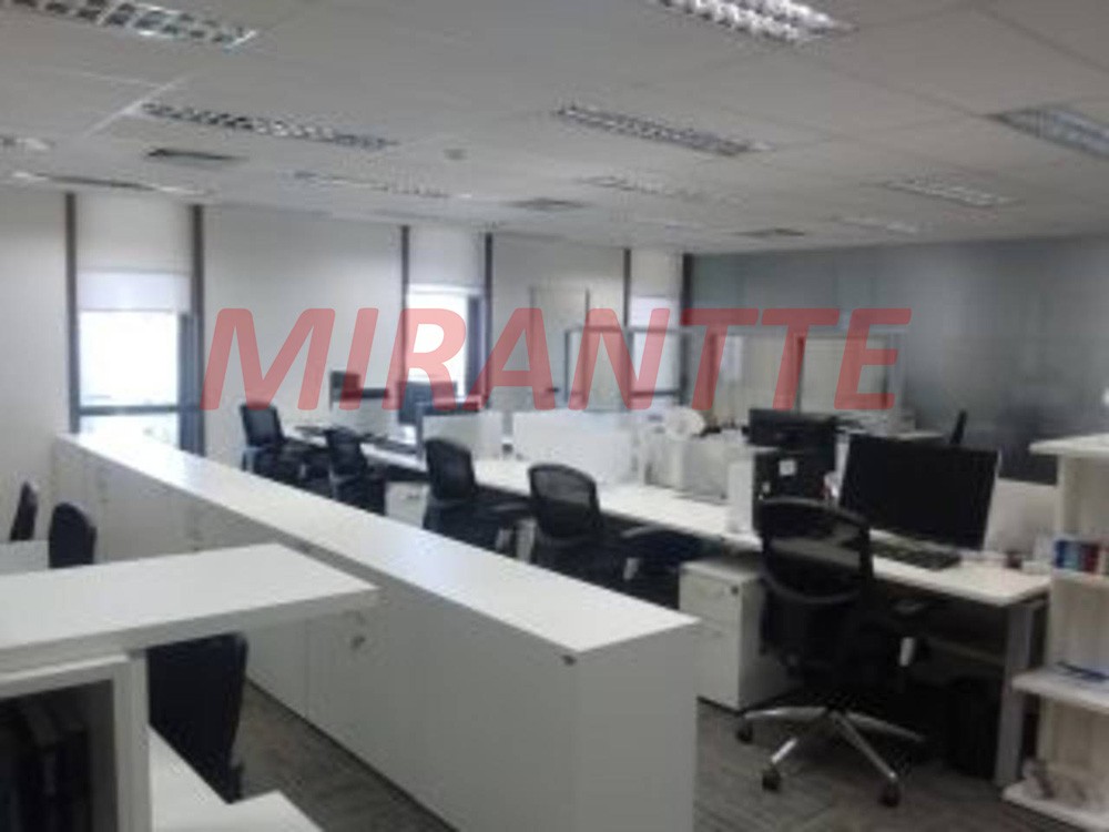 Comercial de 1000m² em Bela Vista
