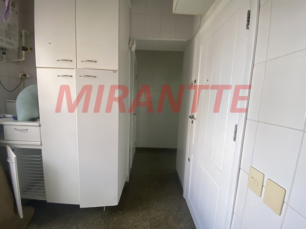 Apartamento de 230m² com 4 quartos em Santana