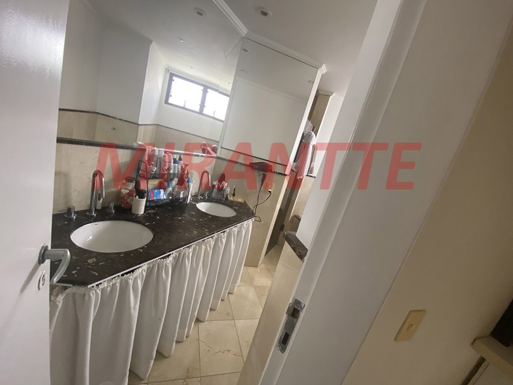Apartamento de 230m² com 4 quartos em Santana