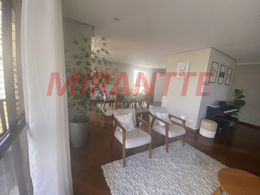 Apartamento de 230m² com 4 quartos em Santana