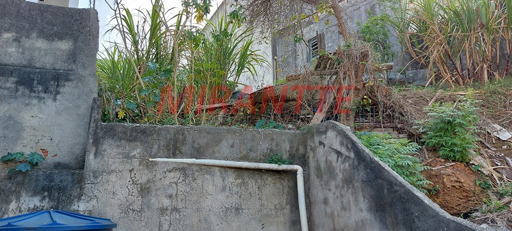 Sobrado de 150m² com 5 quartos em Vila Nivi