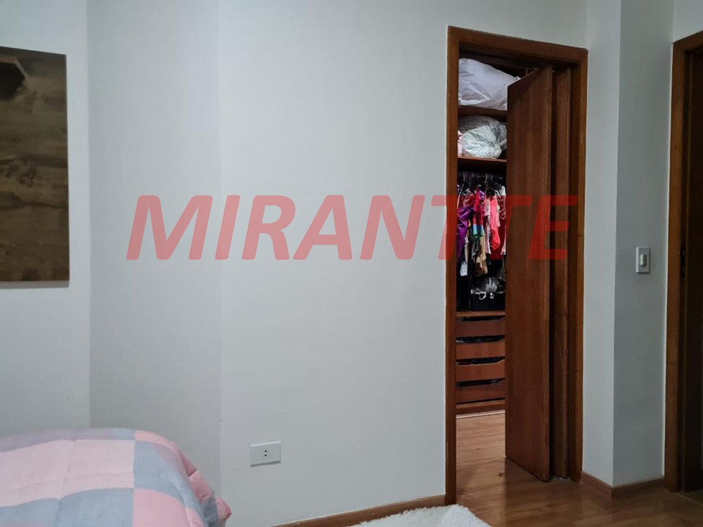 Sobrado de 360m² com 3 quartos em Horto Florestal