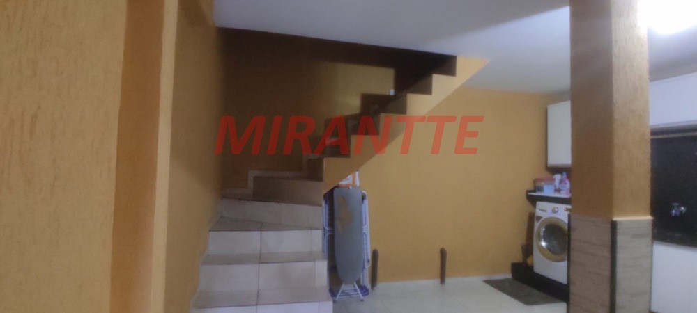 Sobrado de 125m² com 3 quartos em Vila Galvão