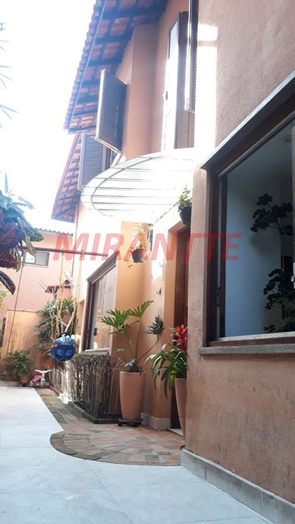 Sobrado de 195m² com 3 quartos em Aclimação