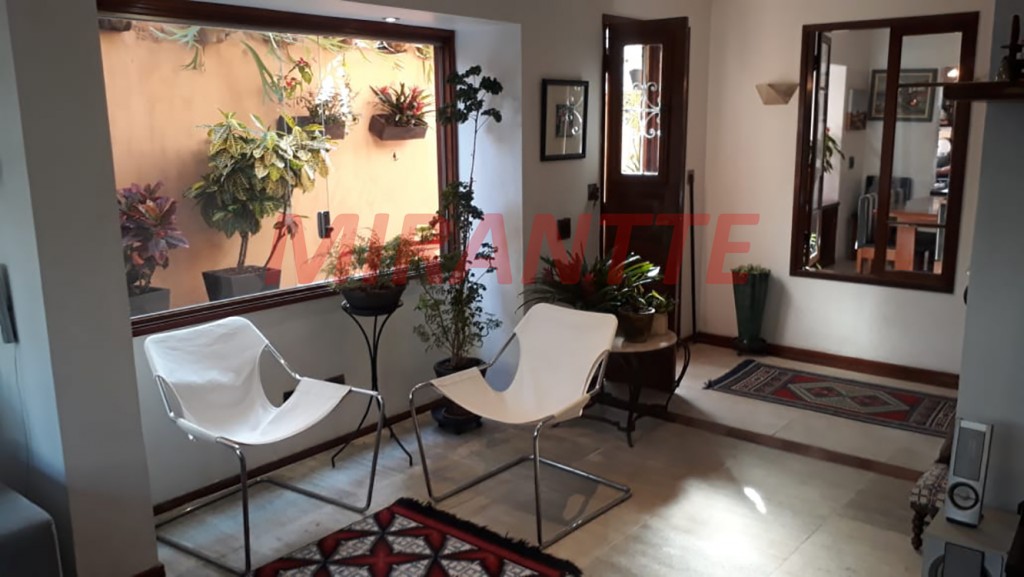 Sobrado de 195m² com 3 quartos em Aclimação