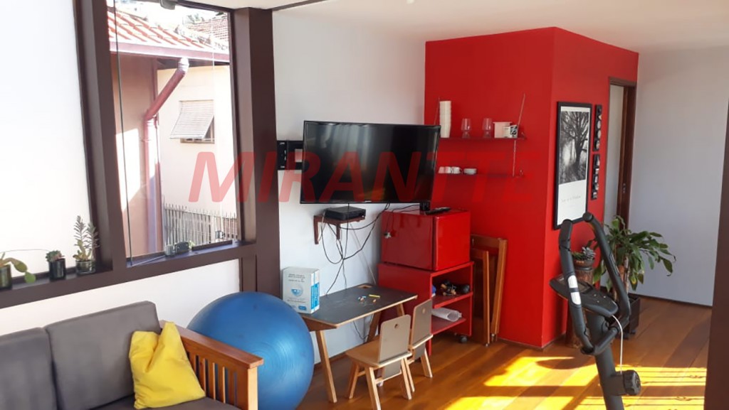 Sobrado de 195m² com 3 quartos em Aclimação