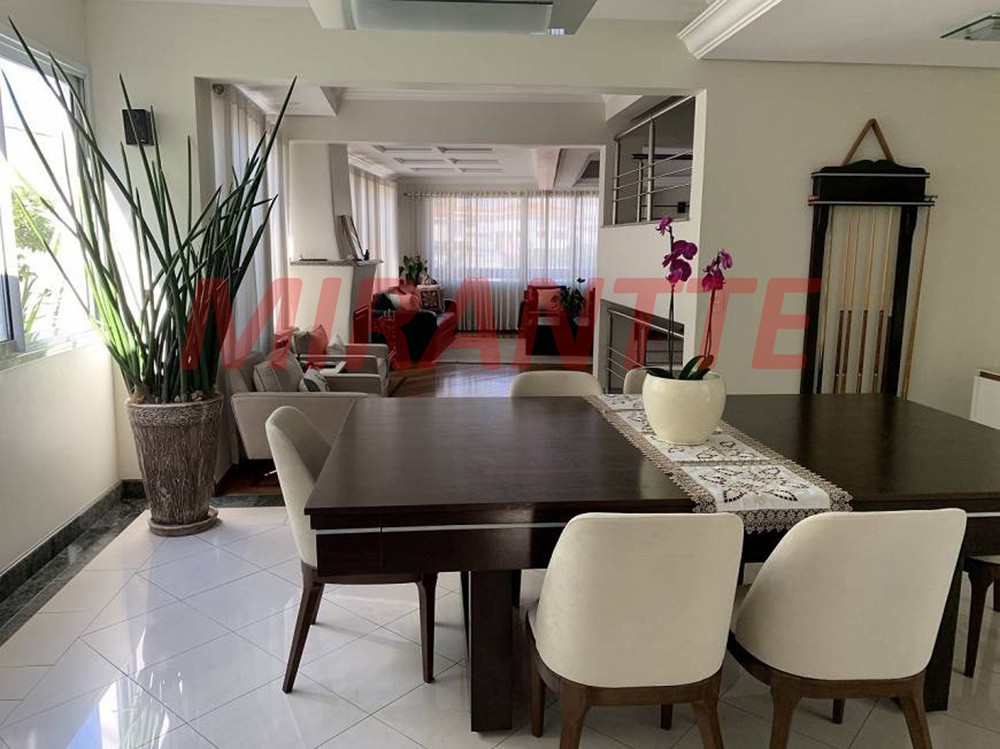 Sobrado de 511m² com 5 quartos em Jardim São Bento