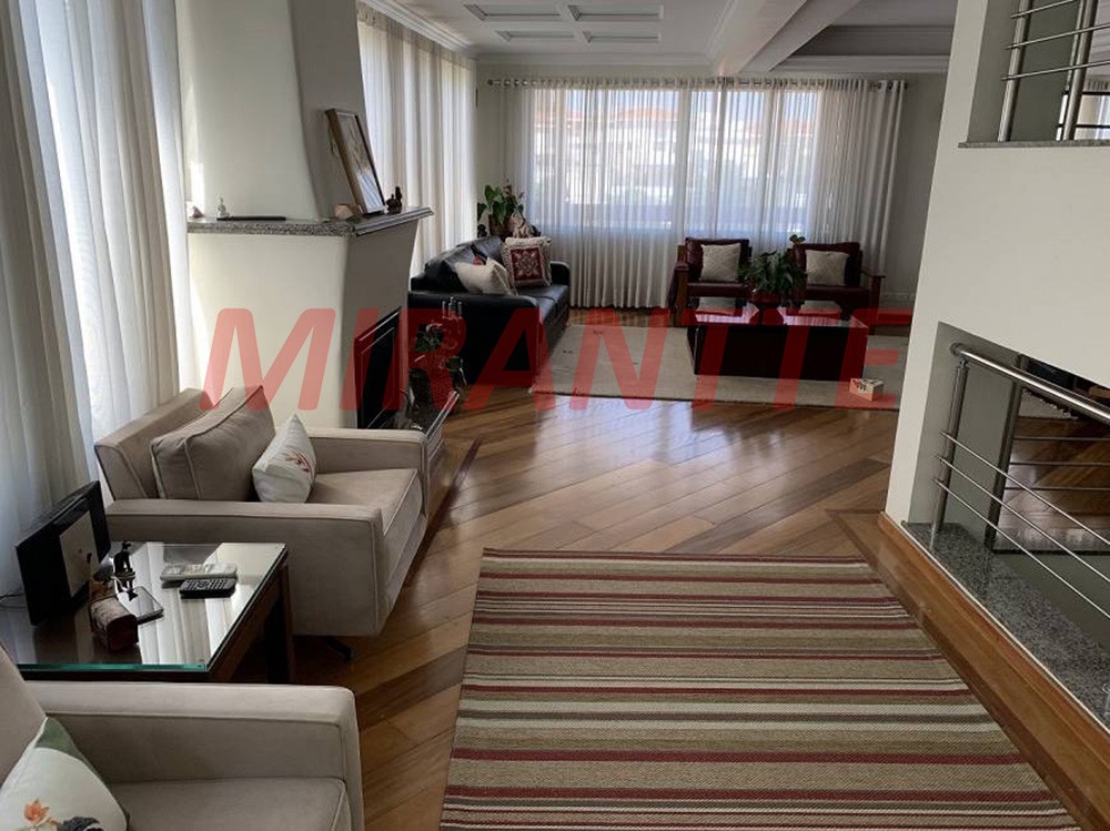 Sobrado de 511m² com 5 quartos em Jardim São Bento