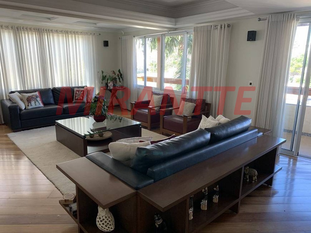 Sobrado de 511m² com 5 quartos em Jardim São Bento