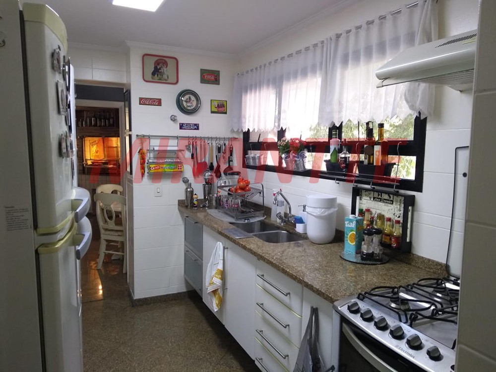Apartamento de 290m² com 4 quartos em Jardim Londrina