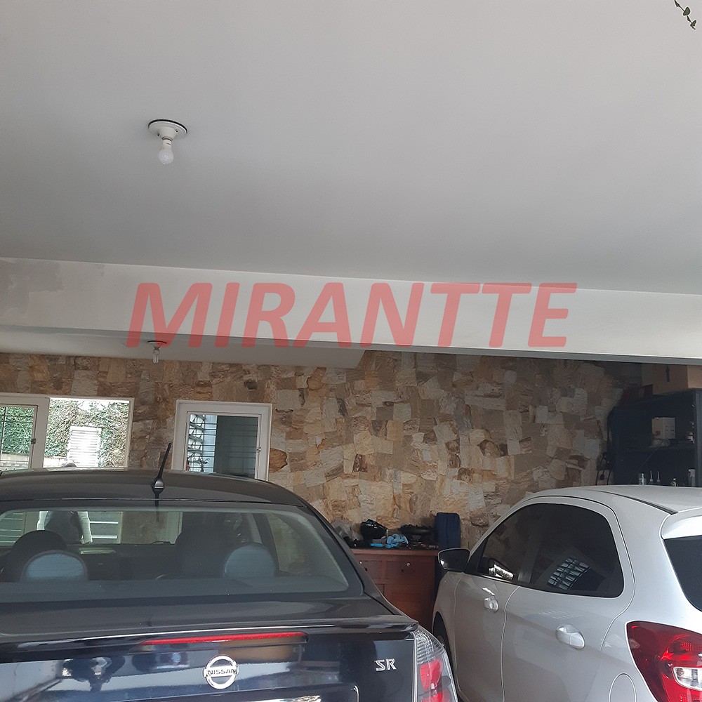 Sobrado de 235m² com 3 quartos em Vila Pauliceia