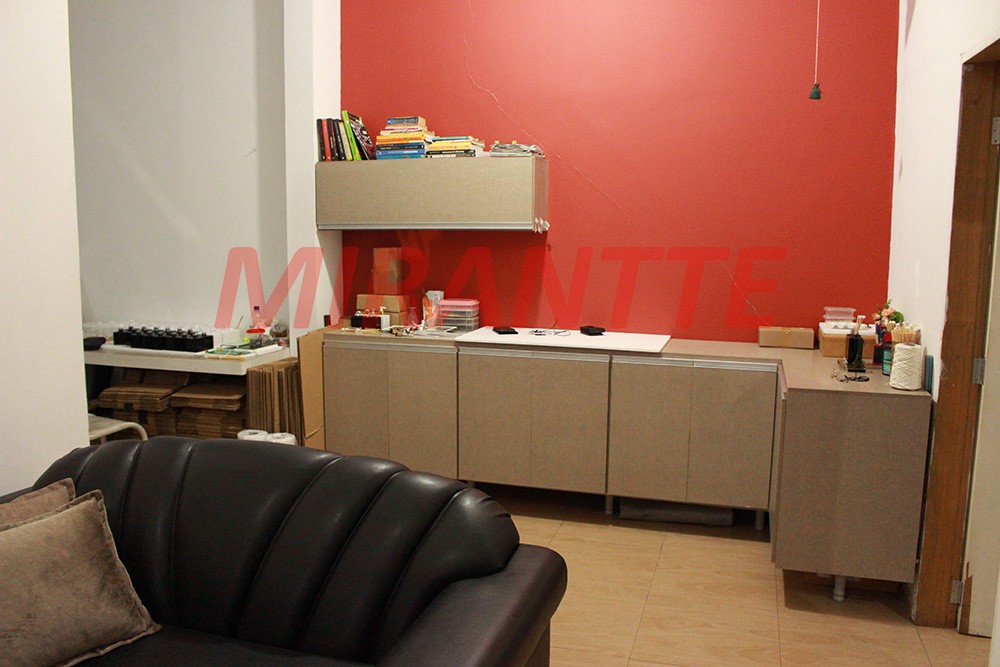 Casa terrea de 180m² com 3 quartos em Vila Mazzei