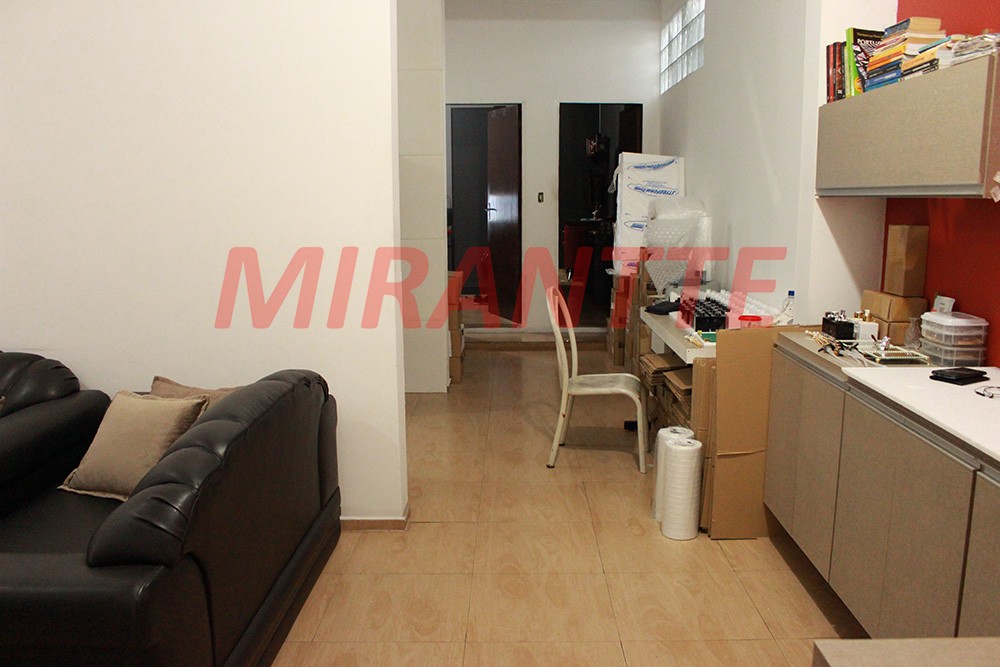 Casa terrea de 180m² com 3 quartos em Vila Mazzei