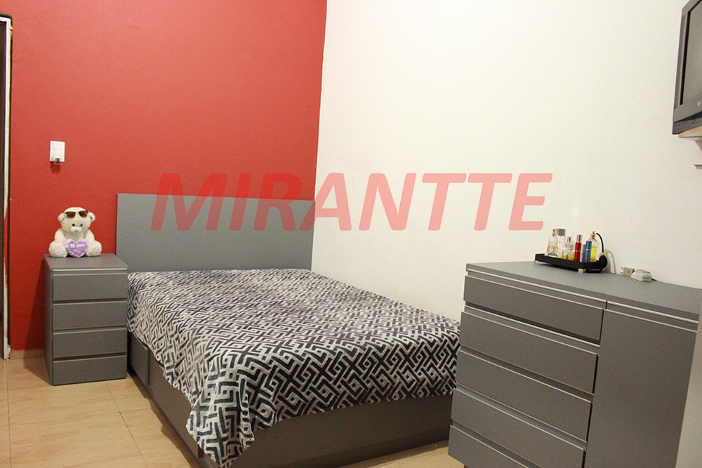Casa terrea de 180m² com 3 quartos em Vila Mazzei
