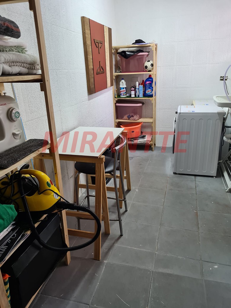 Sobrado de 380m² com 5 quartos em Parada Inglesa