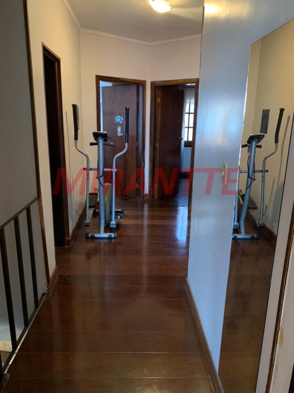 Sobrado de 221m² com 3 quartos em Vila Celeste