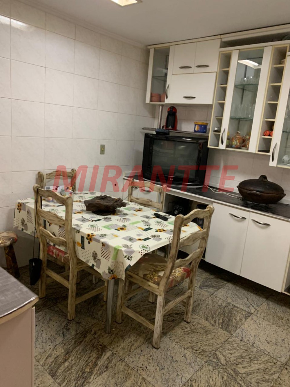 Sobrado de 221m² com 3 quartos em Vila Celeste