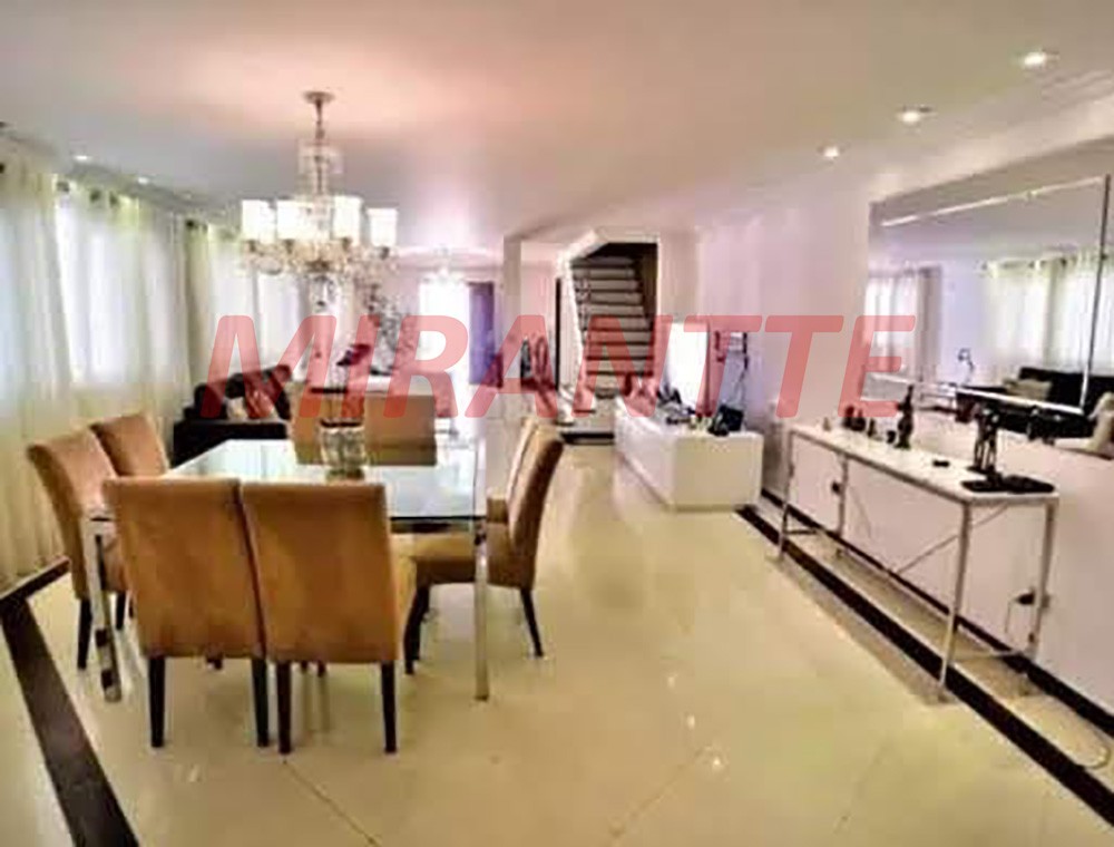 Sobrado de 250m² com 3 quartos em Jardim Oriental