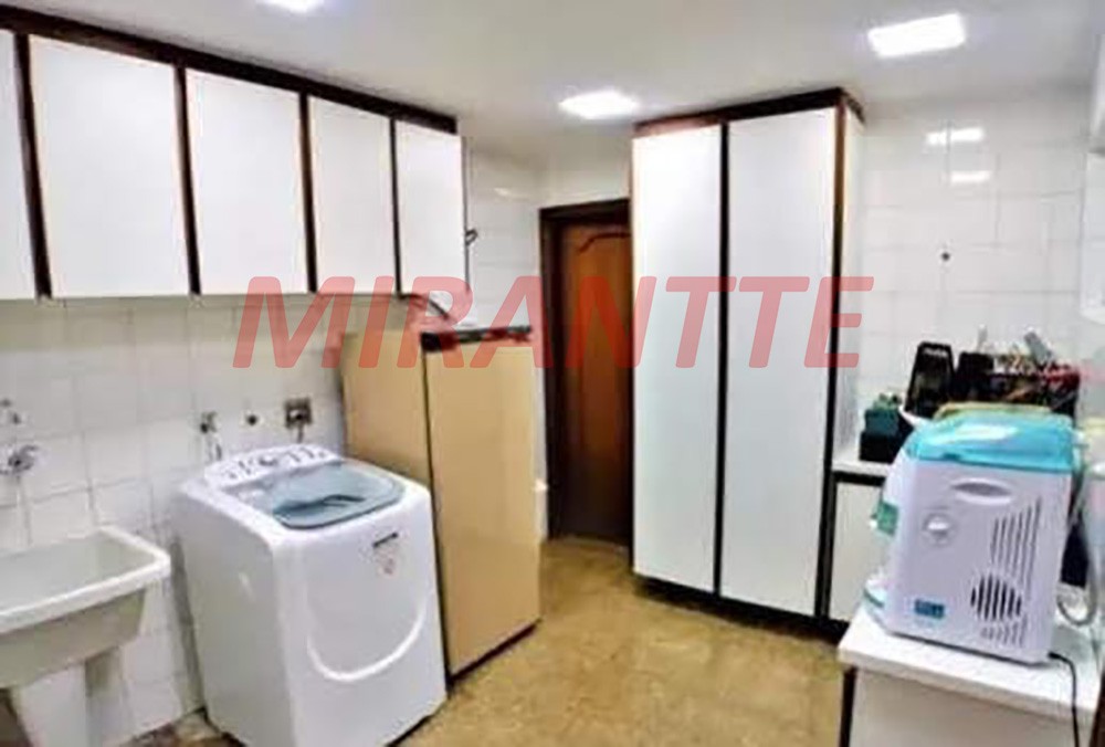Sobrado de 250m² com 3 quartos em Jardim Oriental