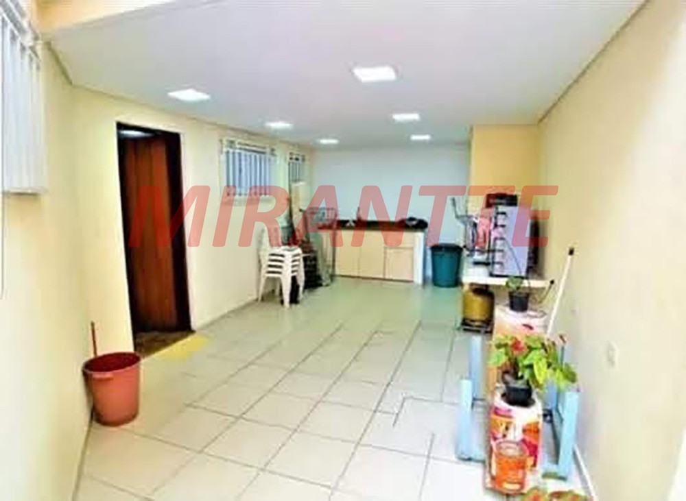 Sobrado de 250m² com 3 quartos em Jardim Oriental
