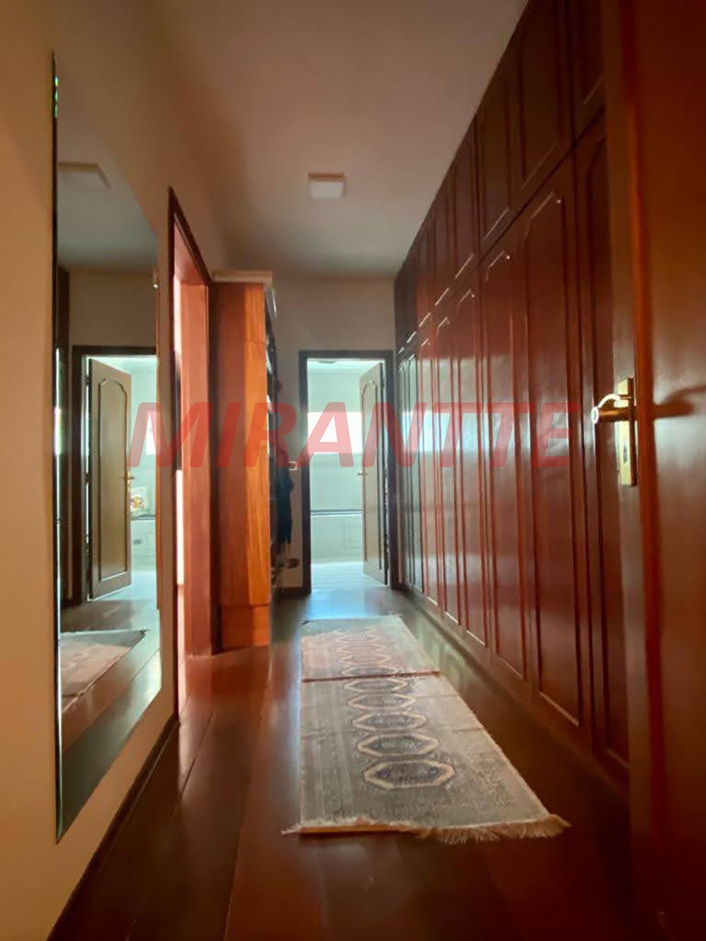 Sobrado de 250m² com 3 quartos em Jardim Oriental