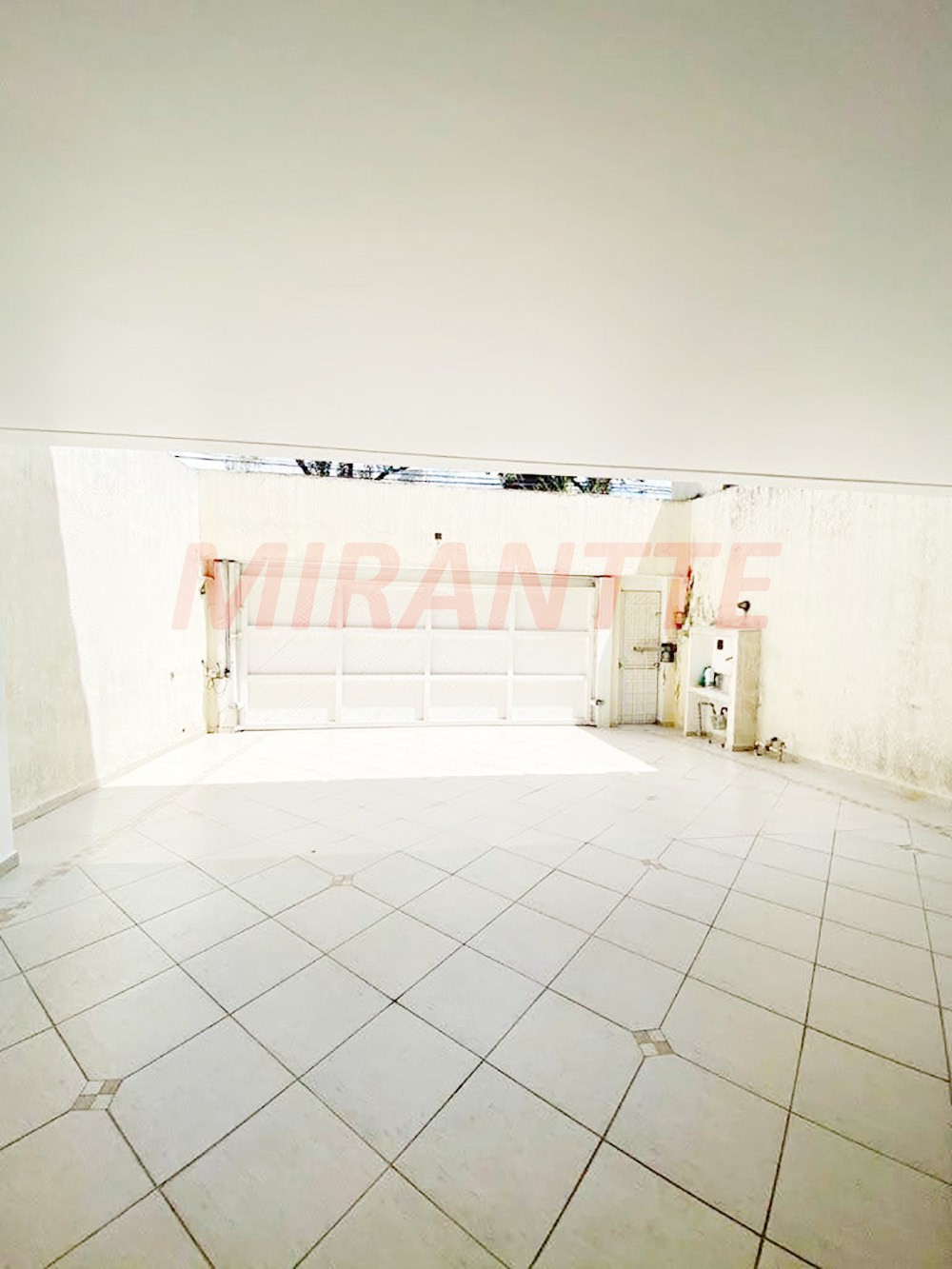 Sobrado de 250m² com 3 quartos em Jardim Oriental