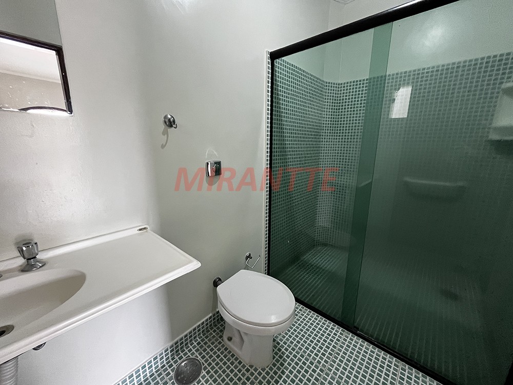 Sobrado de 371m² com 4 quartos em Jardim Samambaia – Mairiporã