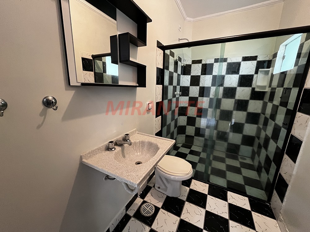 Sobrado de 371m² com 4 quartos em Jardim Samambaia – Mairiporã
