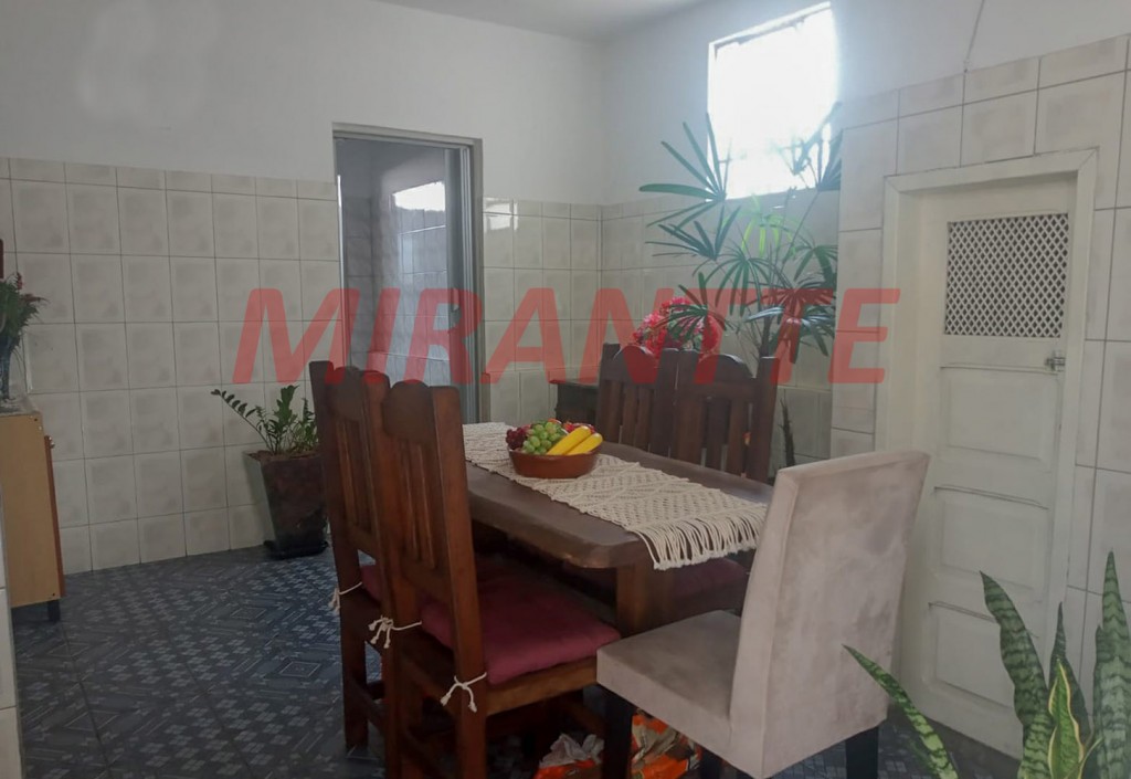 Casa terrea de 303m² com 3 quartos em Parque Peruche