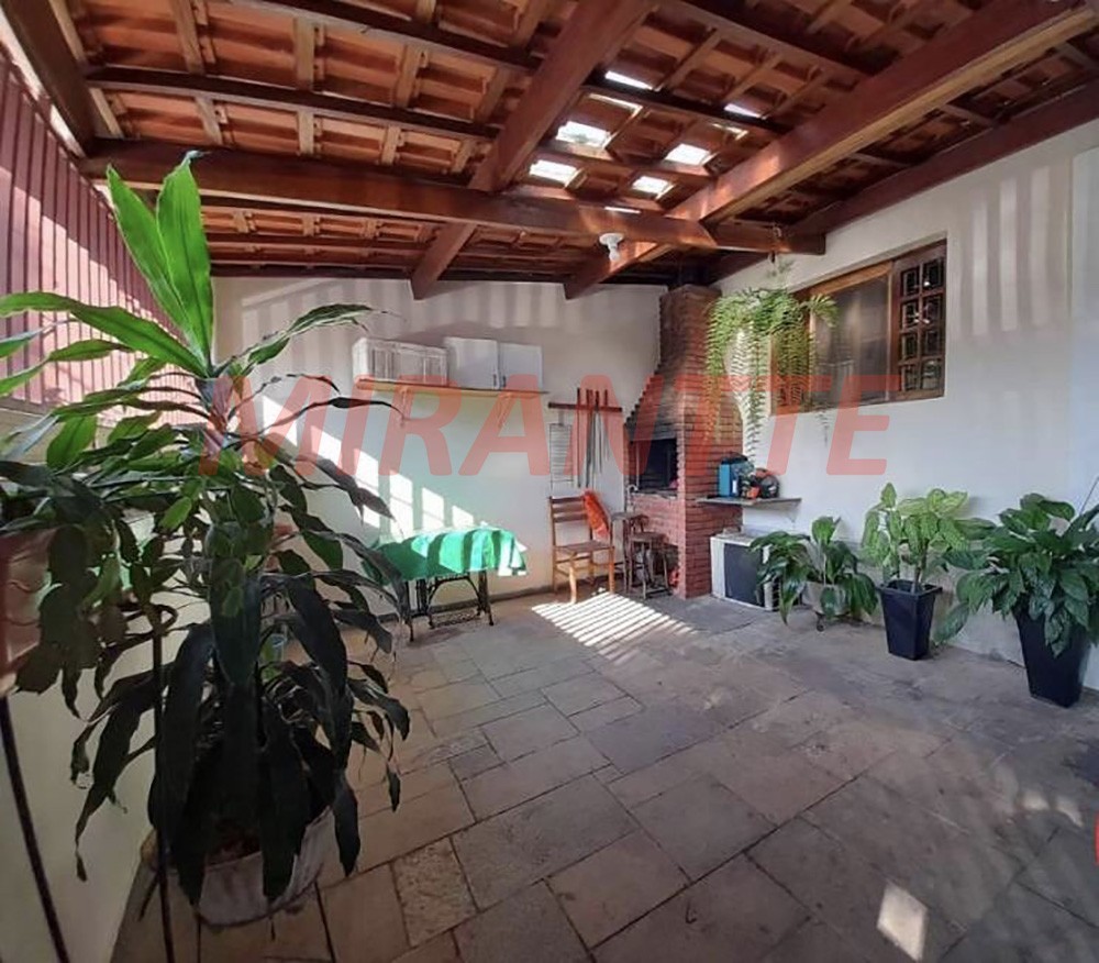 Casa terrea de 303m² com 3 quartos em Parque Peruche