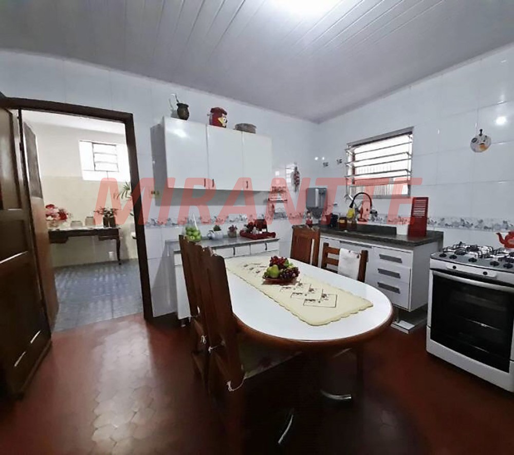 Casa terrea de 303m² com 3 quartos em Parque Peruche