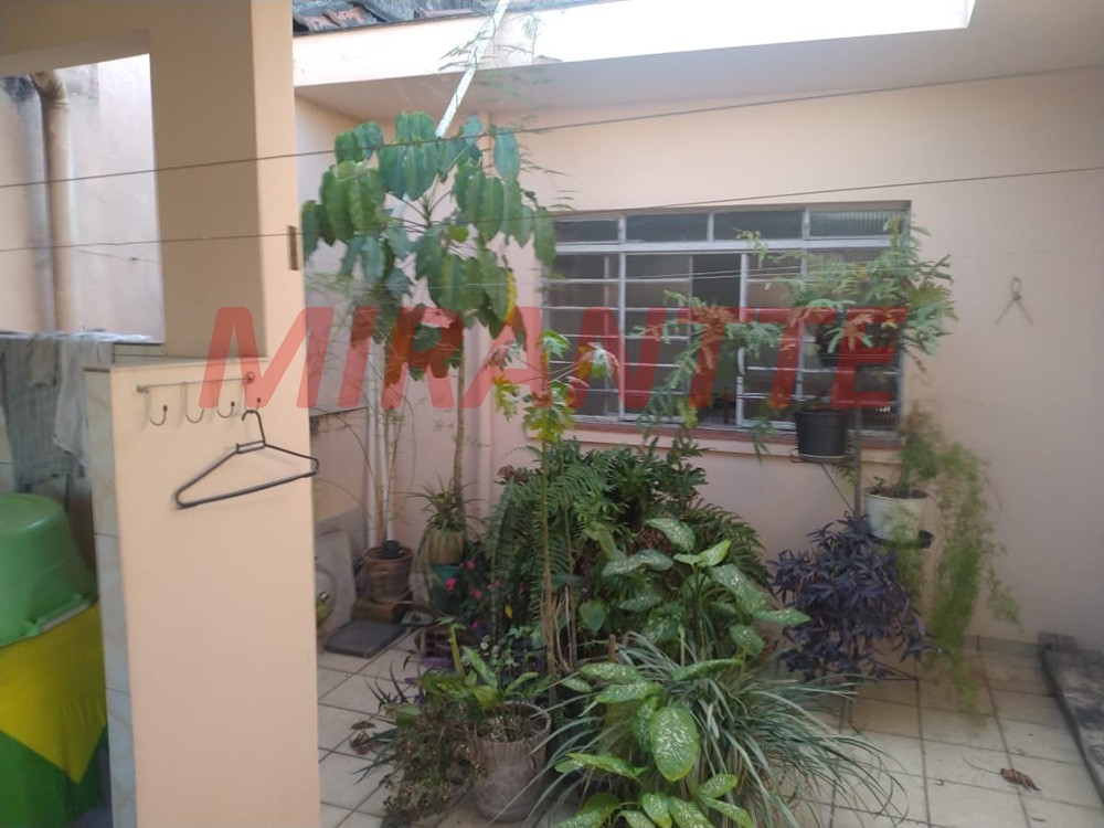 Comercial de 300m² em Limão