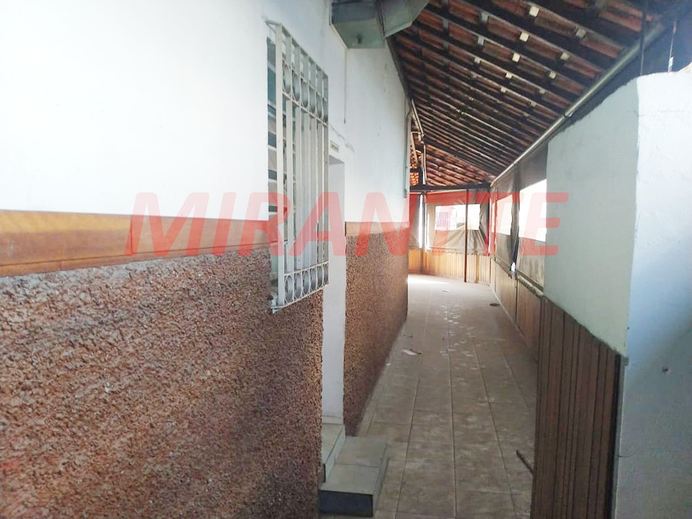 Comercial de 300m² em Limão