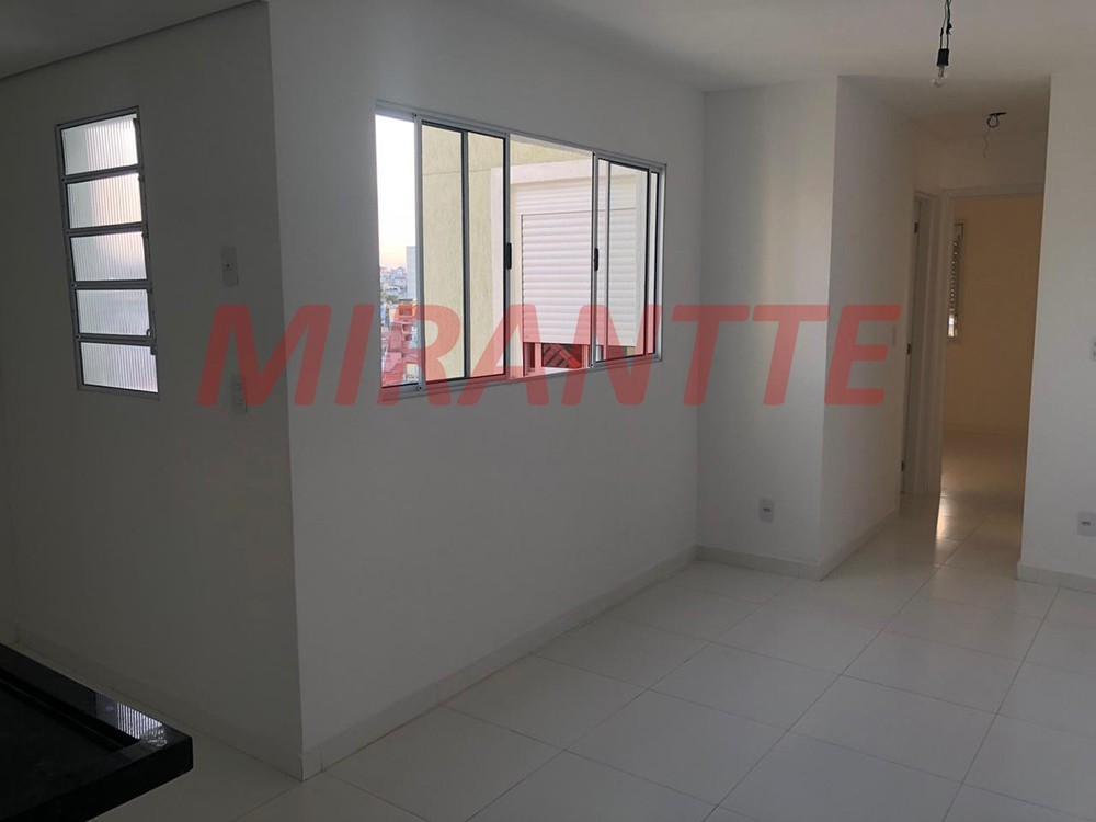Apartamento de 41m² com 2 quartos em Vila Gustavo